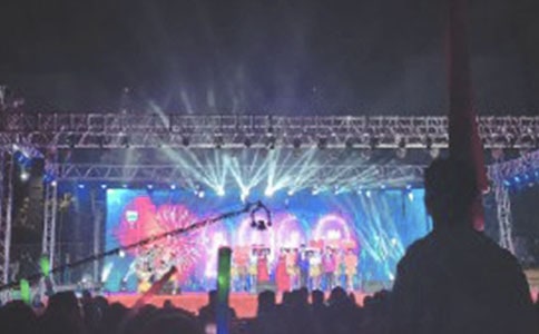 ���ģ����ʵ����g����